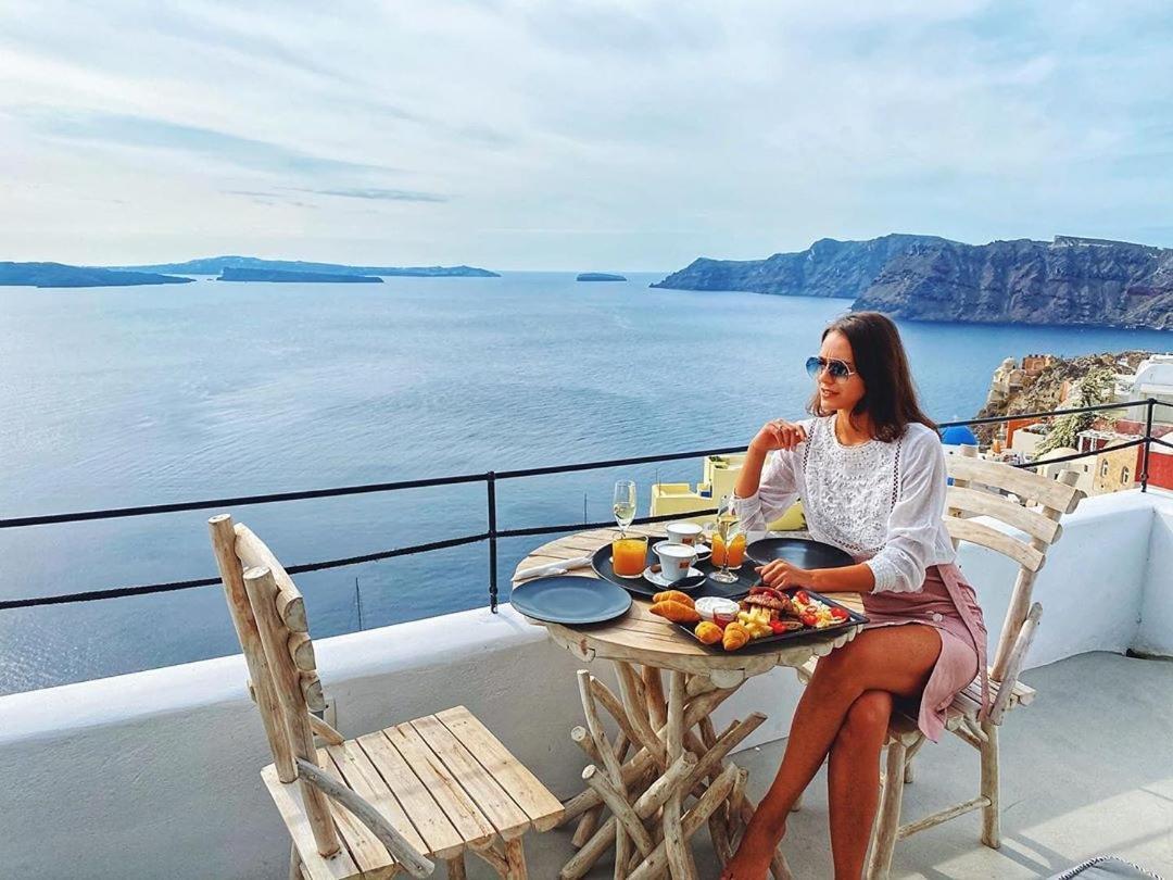 Kaleidoscope Oia Suites Экстерьер фото